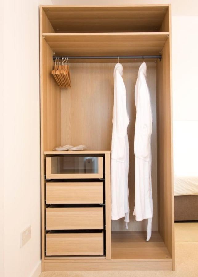 Remarkable 2-Bed Apartment In Culross ภายนอก รูปภาพ
